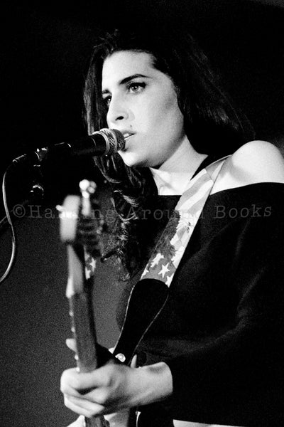 A DAY IN THE LIFE - AMY WINEHOUSE 23 OCTOBER 2003