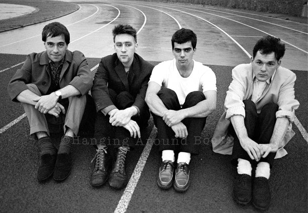 A LONG SLOW TWIST - THE ASSOCIATES 1980/81